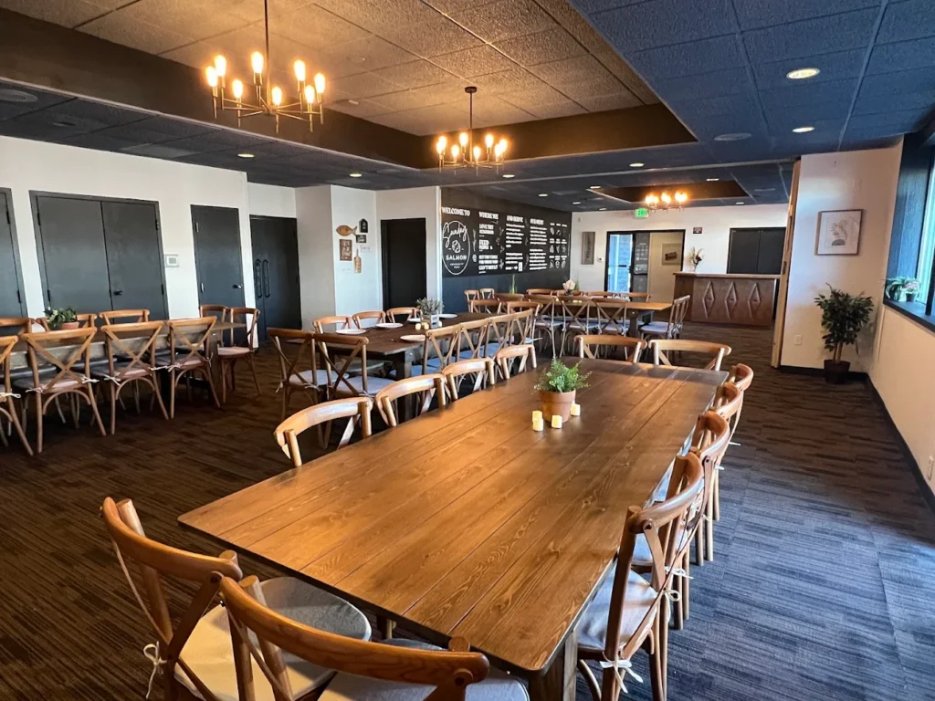 A photo of the interior of the Sunday Salmon restaurant